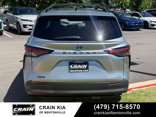Celestial Silver Metallic 2022 Toyota Sienna XLE