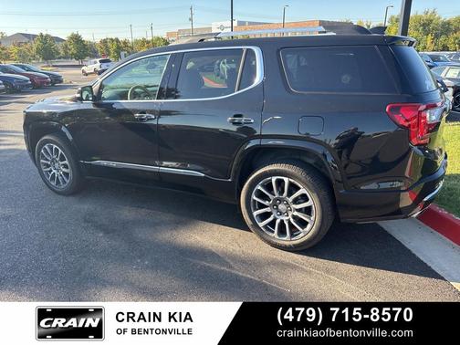 2023 GMC Acadia Denali