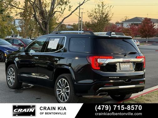 2023 GMC Acadia Denali