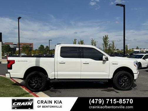 2022 Ford F-150 Lightning Platinum