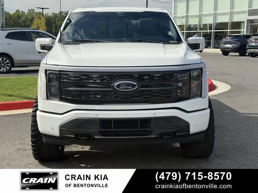 2022 Ford F-150 Lightning Platinum