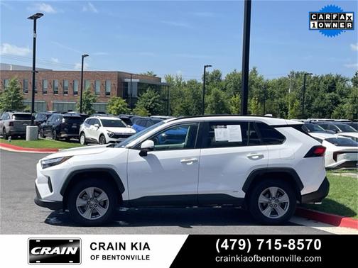 2022 Toyota RAV4 Hybrid XLE