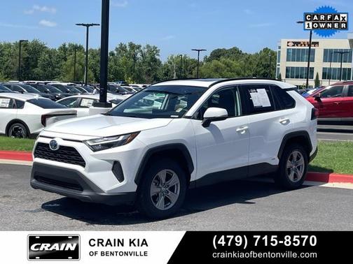 2022 Toyota RAV4 Hybrid XLE