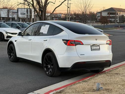 2024 Tesla Model Y Long Range Dual Motor All-Wheel Drive