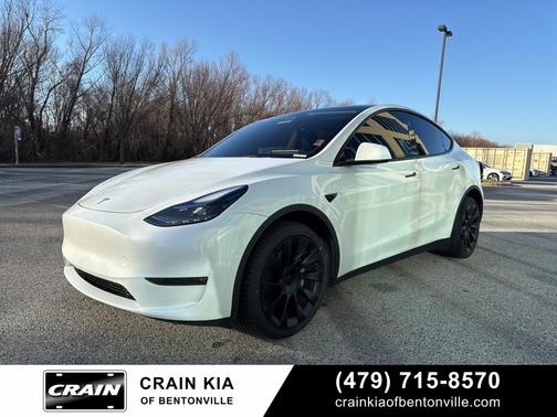 2024 Tesla Model Y Long Range Dual Motor All-Wheel Drive