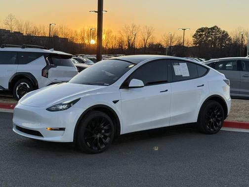 2024 Tesla Model Y Long Range Dual Motor All-Wheel Drive