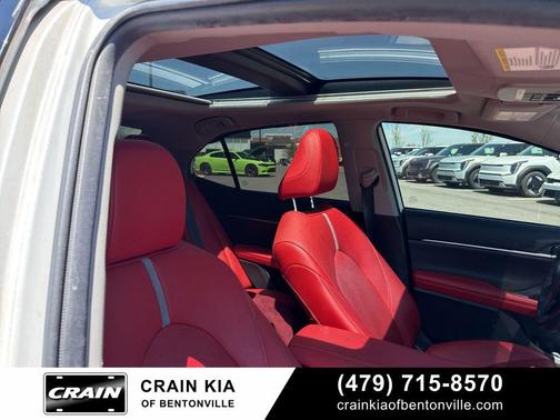 Wind Chill Pearl 2021 Toyota Camry XSE