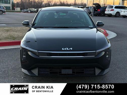 Aurora Black Pearl 2026 Kia K4 LXS
