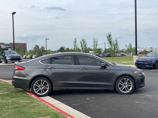 2019 Ford Fusion SEL