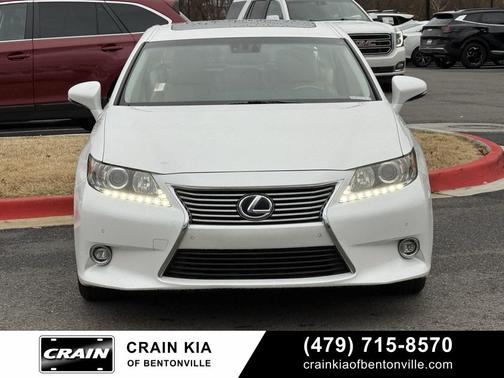 2015 Lexus ES 300h Base