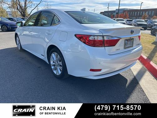 2015 Lexus ES 300h Base