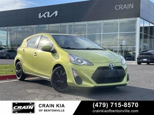 2016 Toyota Prius c One