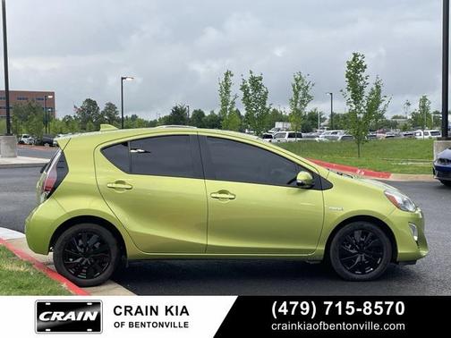 2016 Toyota Prius c One