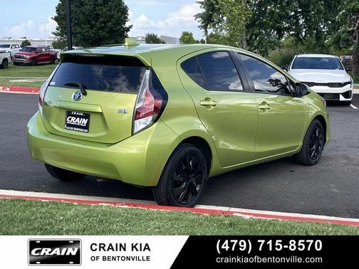 2016 Toyota Prius c One