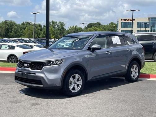 2023 Kia Sorento LX