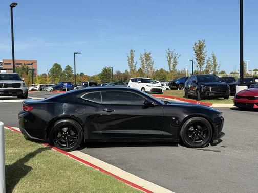 2017 Chevrolet Camaro 1LT