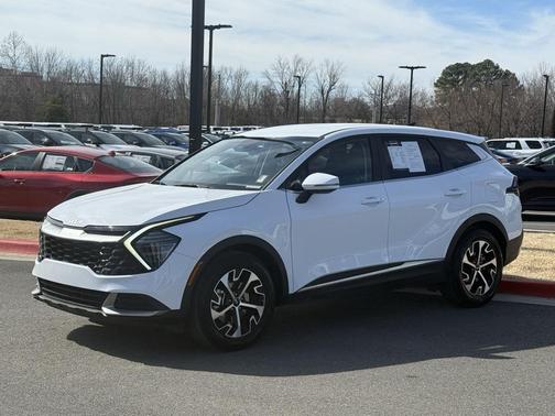 2025 Kia Sportage EX