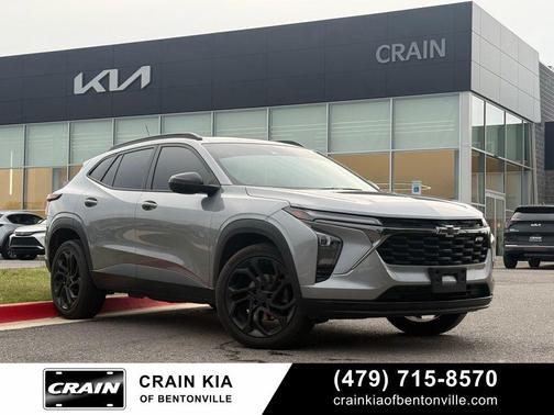 Sterling Gray Metallic 2025 Chevrolet Trax FWD 2RS