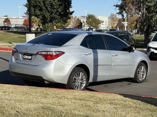2015 Toyota Corolla LE Plus