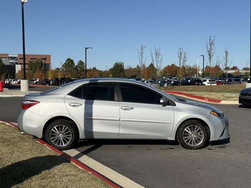 2015 Toyota Corolla LE Plus