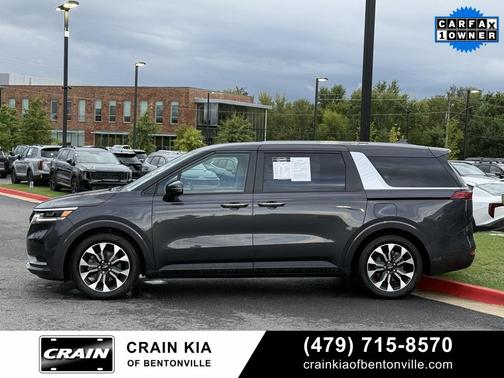 2024 Kia Carnival EX