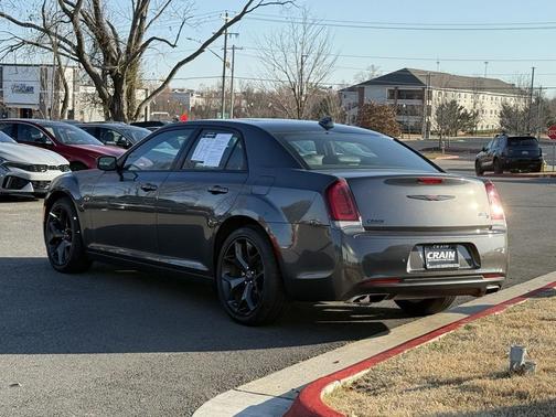 2023 Chrysler 300 S