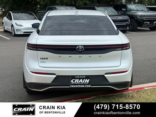 Oxygen White 2023 Toyota Crown XLE