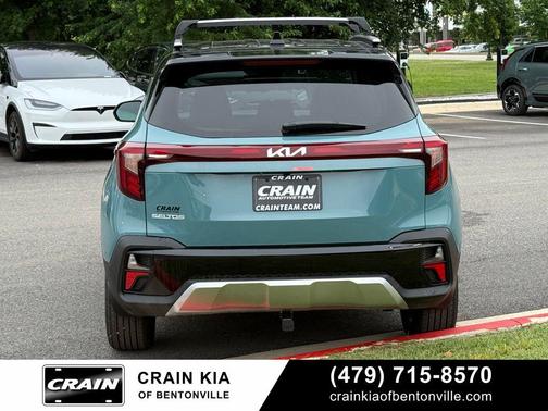 Pluton Blue/Black Roof 2026 Kia Seltos S