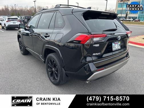 2024 Toyota RAV4 Hybrid SE