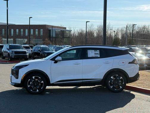 Glacial White Pearl 2026 Kia Sportage SX-Prestige