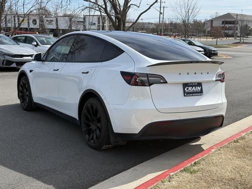2021 Tesla Model Y Long Range Dual Motor All-Wheel Drive