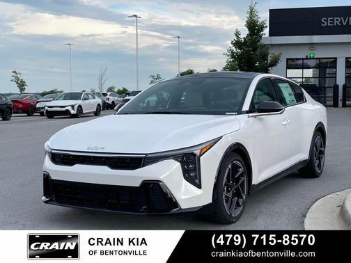 Snow White Pearl 2026 Kia K4 GT-Line