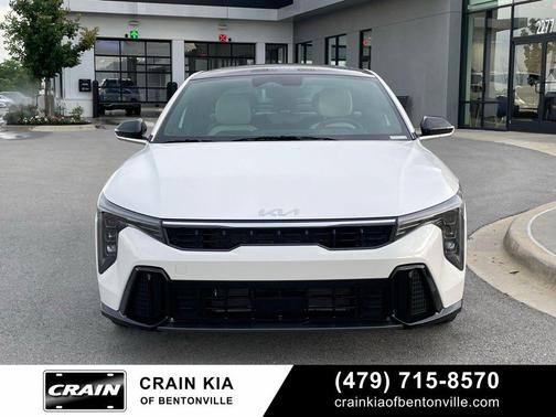 Snow White Pearl 2026 Kia K4 GT-Line