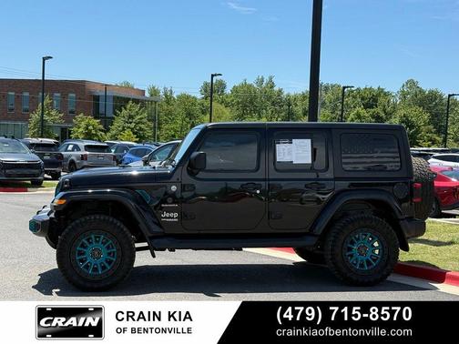 Black Clearcoat 2018 Jeep Wrangler Unlimited Sahara