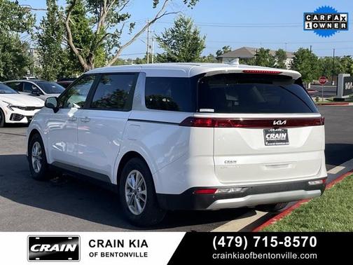 2024 Kia Carnival LX