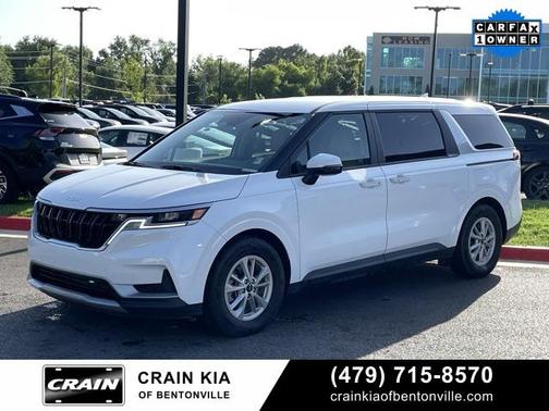 2024 Kia Carnival LX