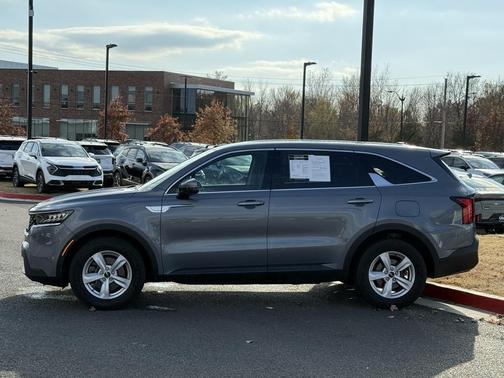 2023 Kia Sorento LX