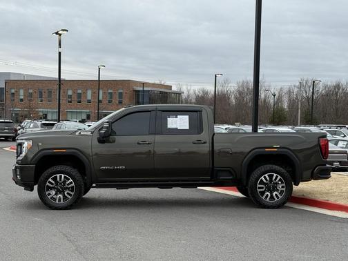 2023 GMC Sierra 2500 AT4