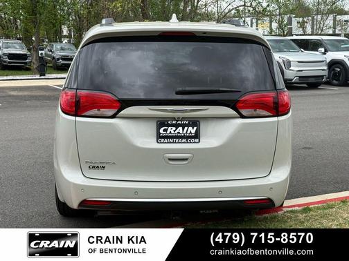 2019 Chrysler Pacifica Touring-L Plus