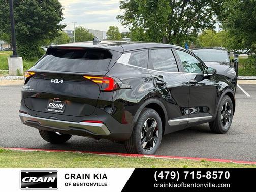 Ebony Black 2026 Kia Sportage LX