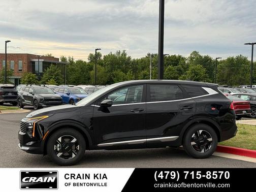 Ebony Black 2026 Kia Sportage LX