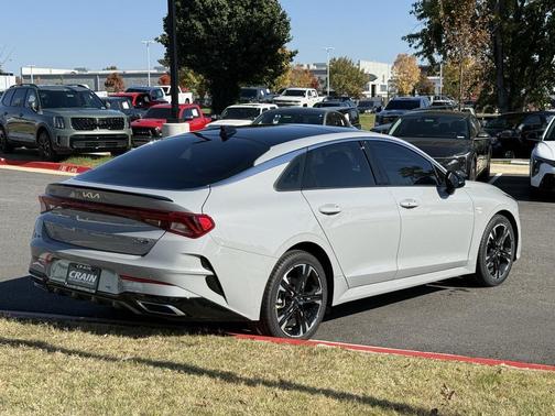 2022 Kia K5 GT-Line