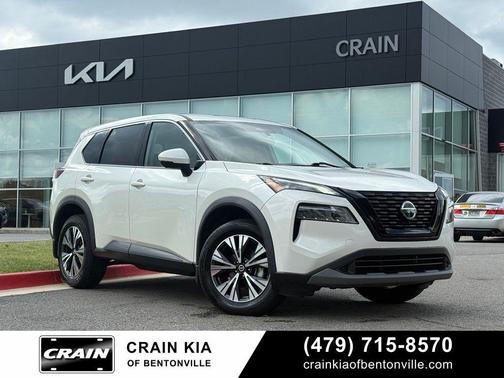 Pearl White Tricoat 2021 Nissan Rogue SV