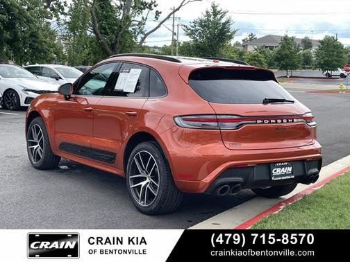 2022 Porsche Macan Base