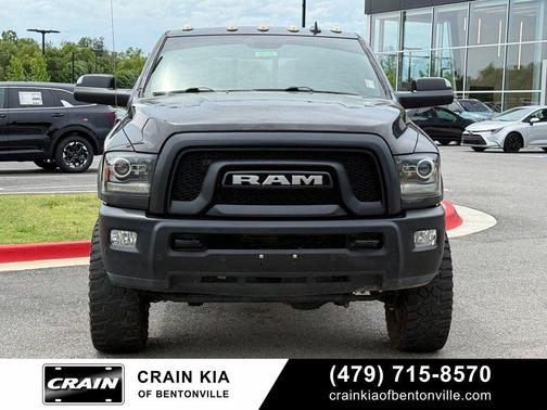 Brilliant Black Crystal Pearlcoat 2018 RAM 2500 Power Wagon