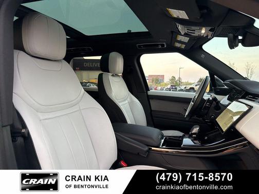 2024 Land Rover Range Rover Sport SE