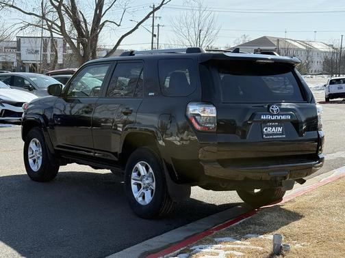 2024 Toyota 4Runner SR5