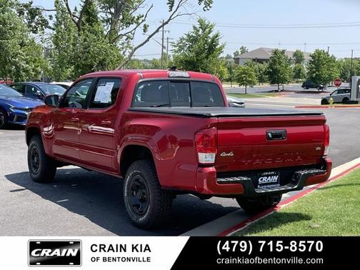 2017 Toyota Tacoma SR