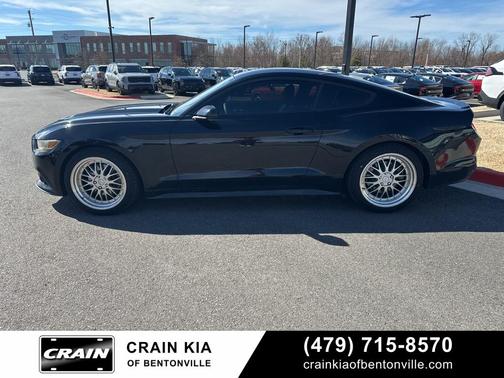 2016 Ford Mustang V6