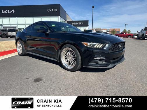 2016 Ford Mustang V6